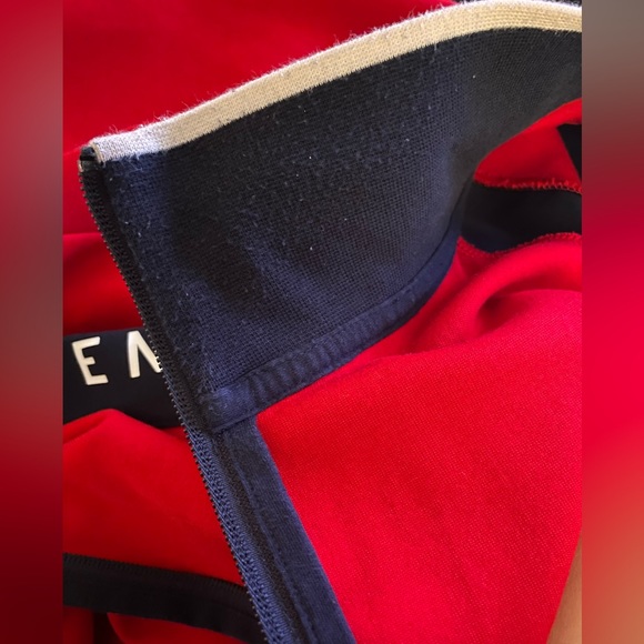 Polo Ralph Lauren zip up track jacket in very good condition! No rips or stains. - Picture 11 of 11